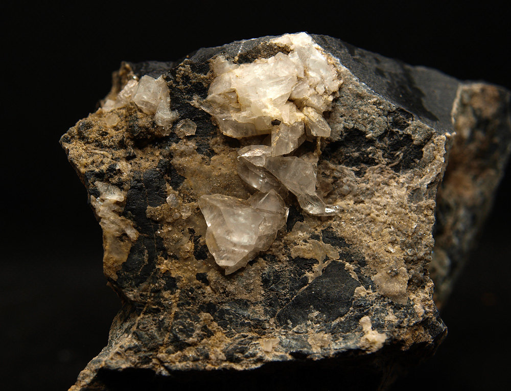 Dolomita
9.5 x 5 cm
(Autor: Pedro Antonio)