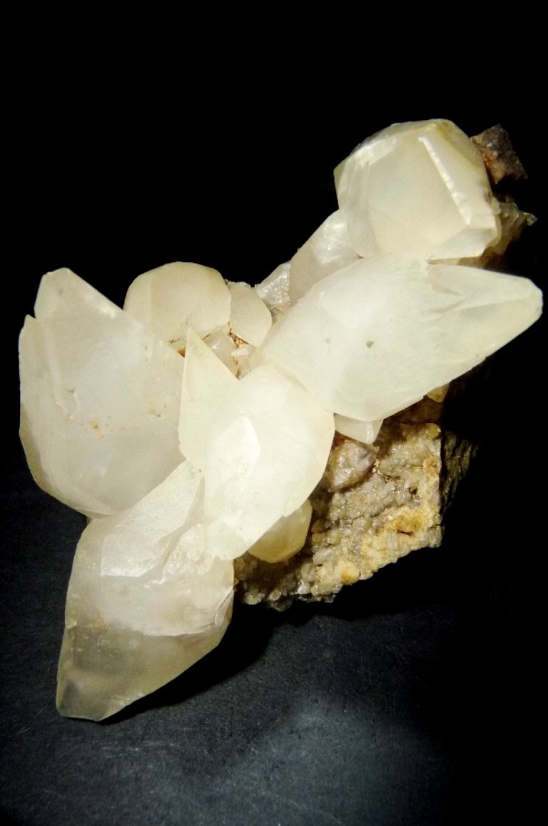 Calcita.
110x60 mm.
(Autor: Jesus Franquesa Baucells)