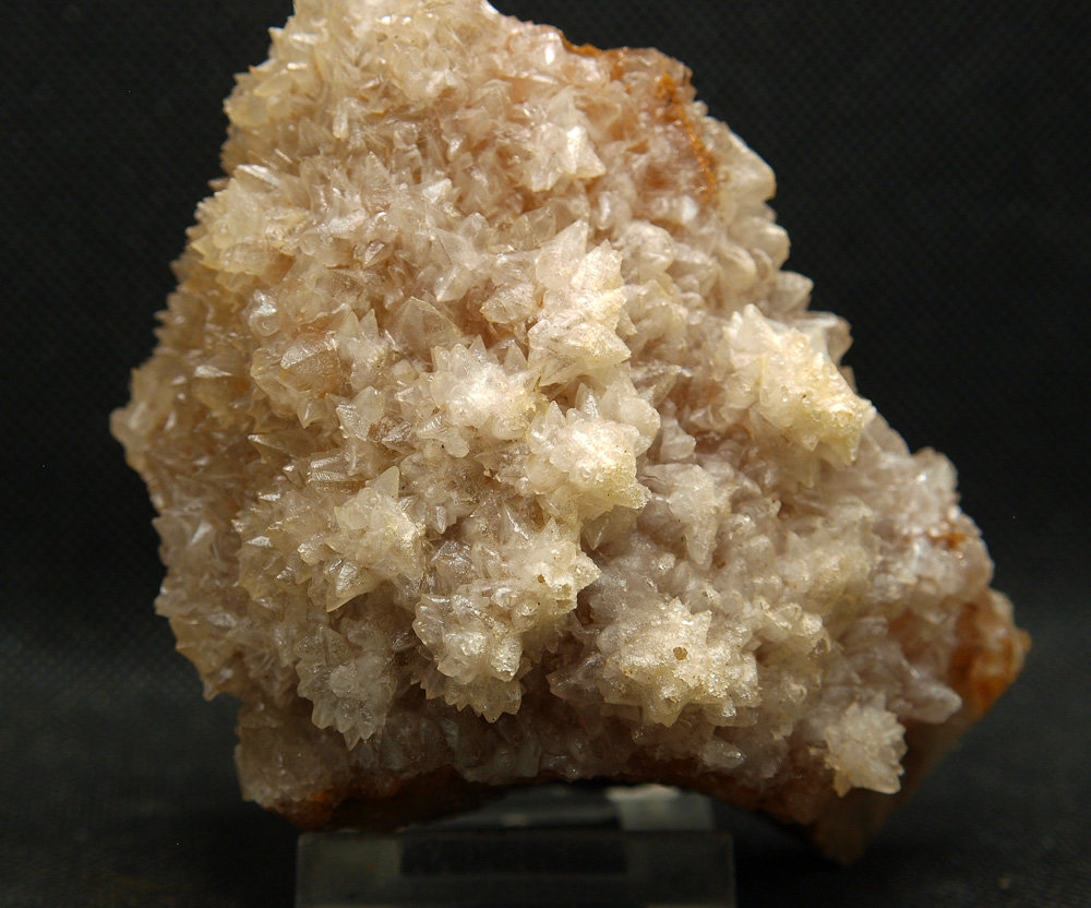 Calcita
10 x 6 cm
(Autor: Pedro Antonio)