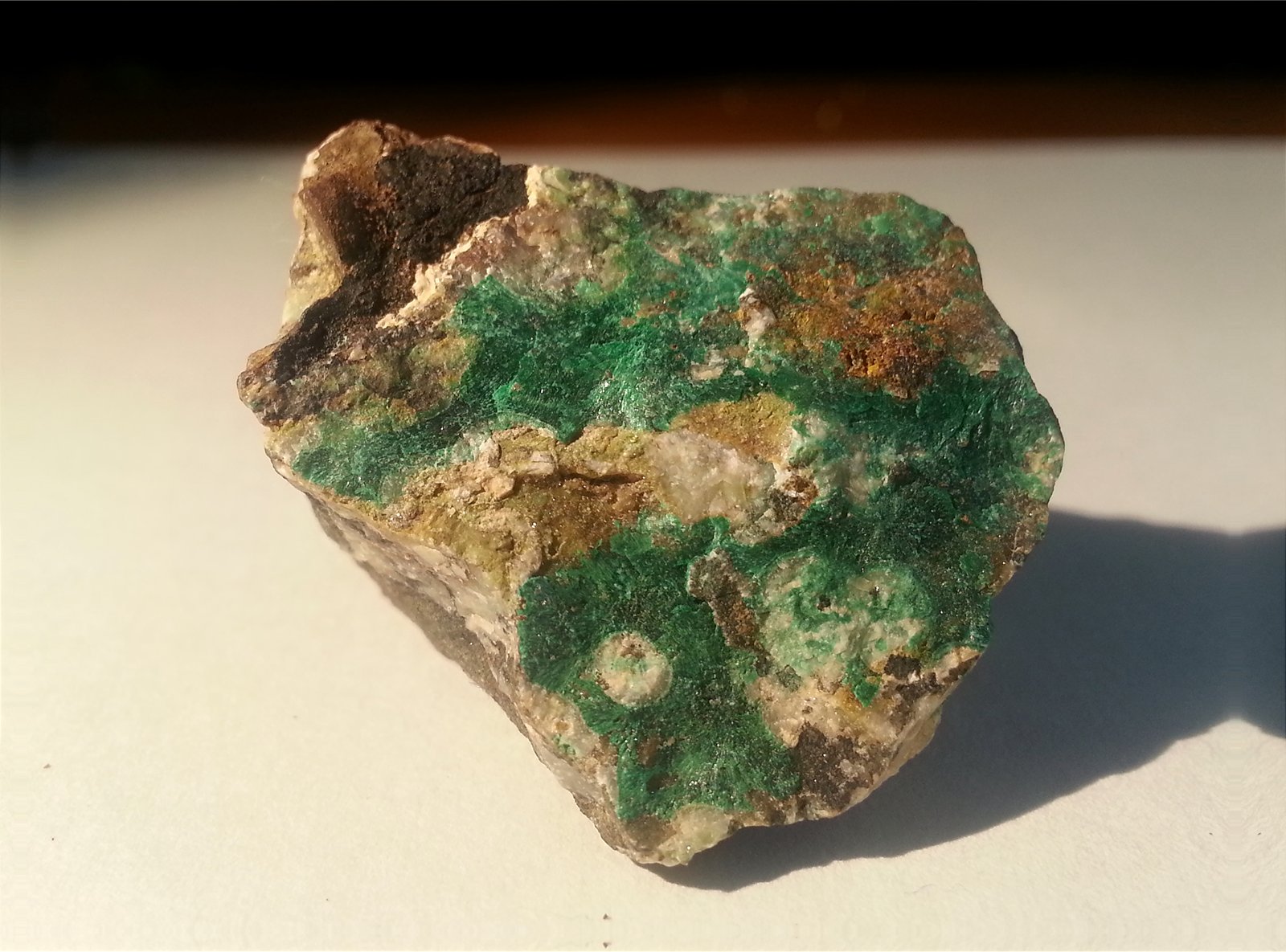 Malaquita
3 x 3 x 2 cm
(Autor: Javier Rodriguez)
