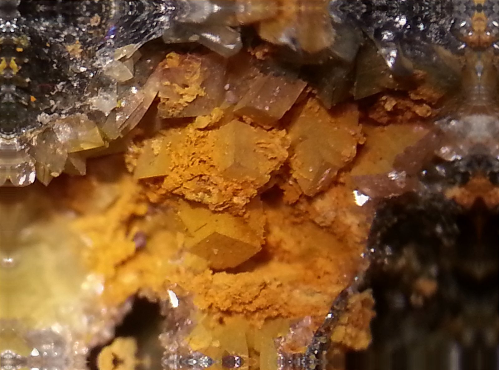 Galena, dolomita
Macro de 20 aumentos
(Autor: Javier Rodriguez)