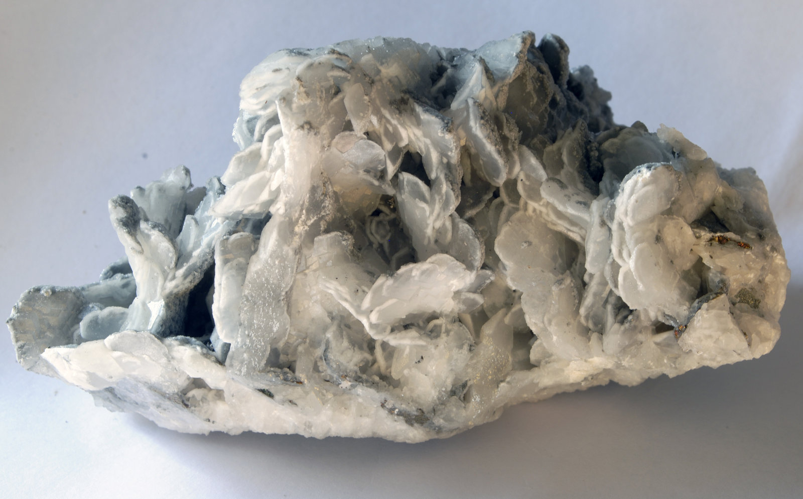 Calcita
Medidas pieza: 12x6x5,5 cm
(Autor: Sergio Pequeño)