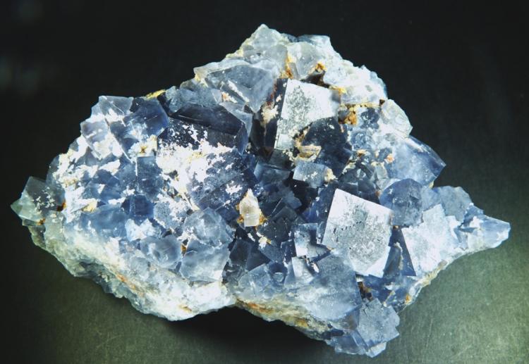 Fluorita.
100 x 70 mm.
(Autor: Jesus Franquesa Baucells)