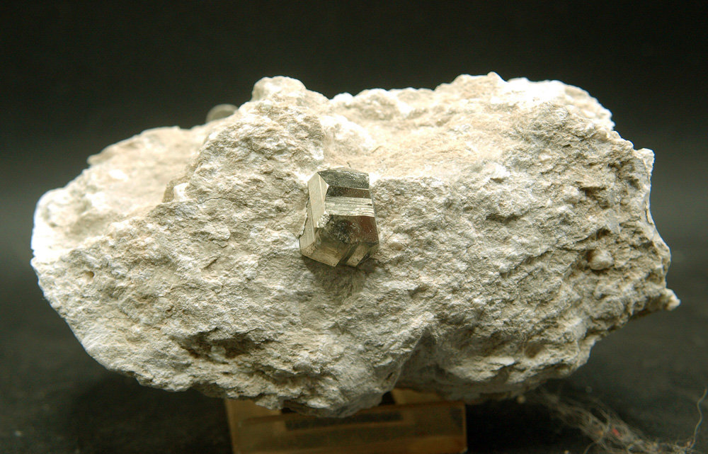 Pirita
10 x 5 cm
(Autor: Pedro Antonio)