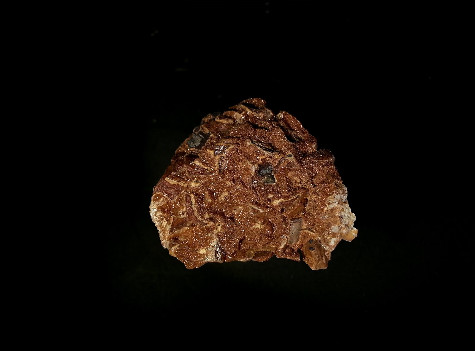 Ankerita-Dolomita Series, dolomita, galena
3 x 2,5 x 0,5 cm
(Autor: Javier Rodriguez)