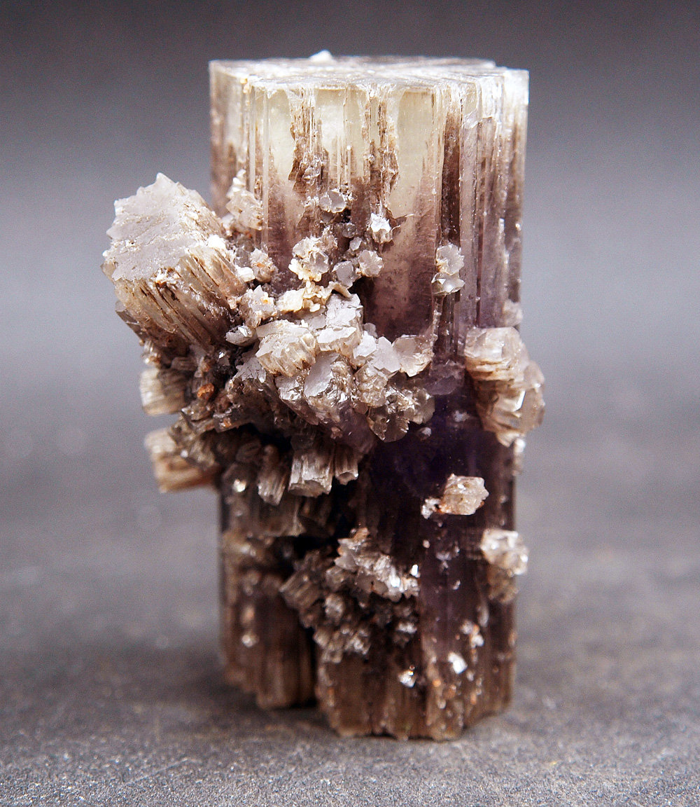 Aragonito
5.5 x 3 cm
(Autor: Pedro Antonio)