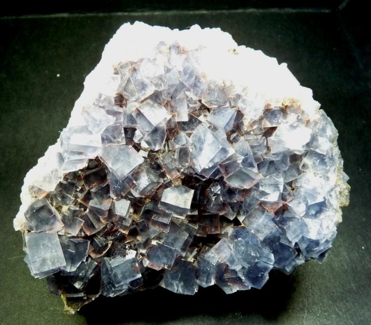 Fluorita
85 x 75 mm.
(Autor: Jesus Franquesa Baucells)