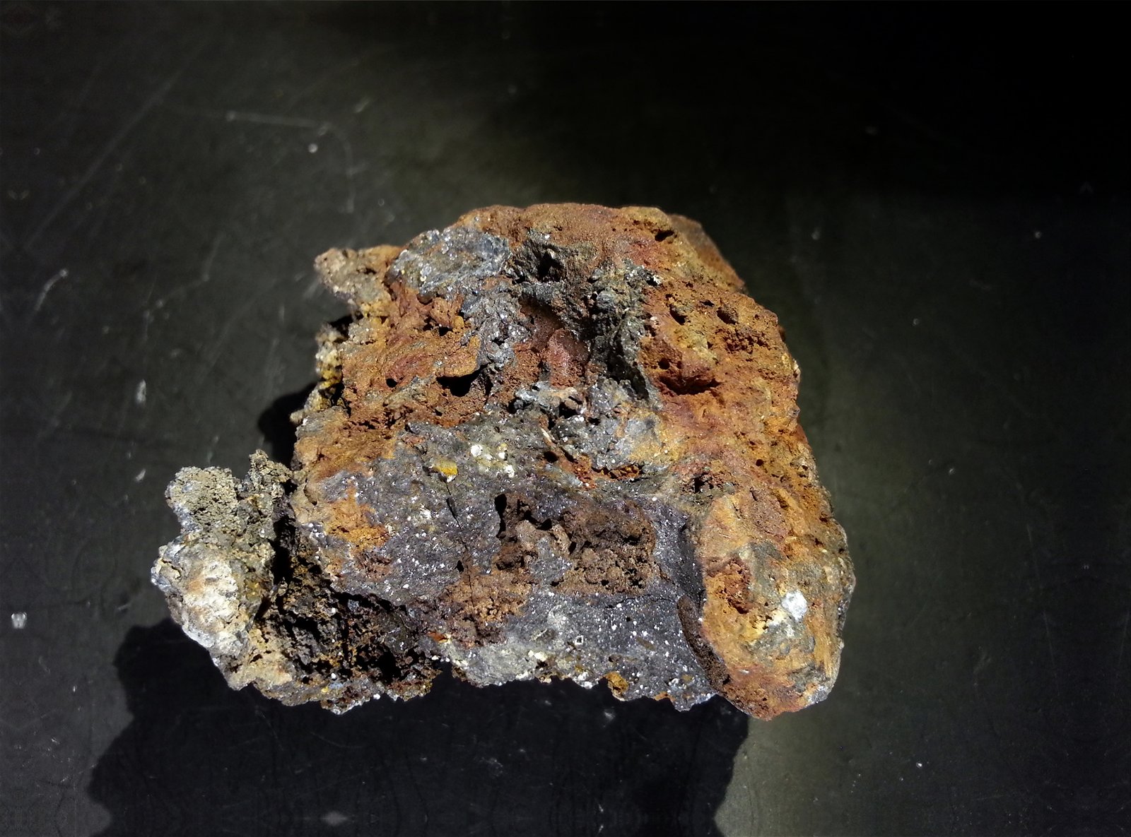 Galena
4 x 4 x 2 cm
(Autor: Javier Rodriguez)