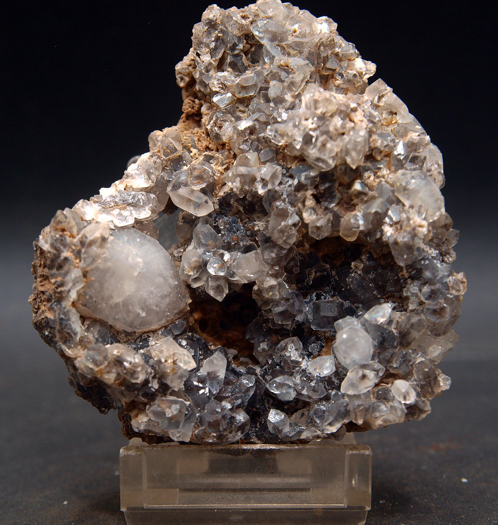 Cuarzo
8 x 6.5 cm
(Autor: Pedro Antonio)