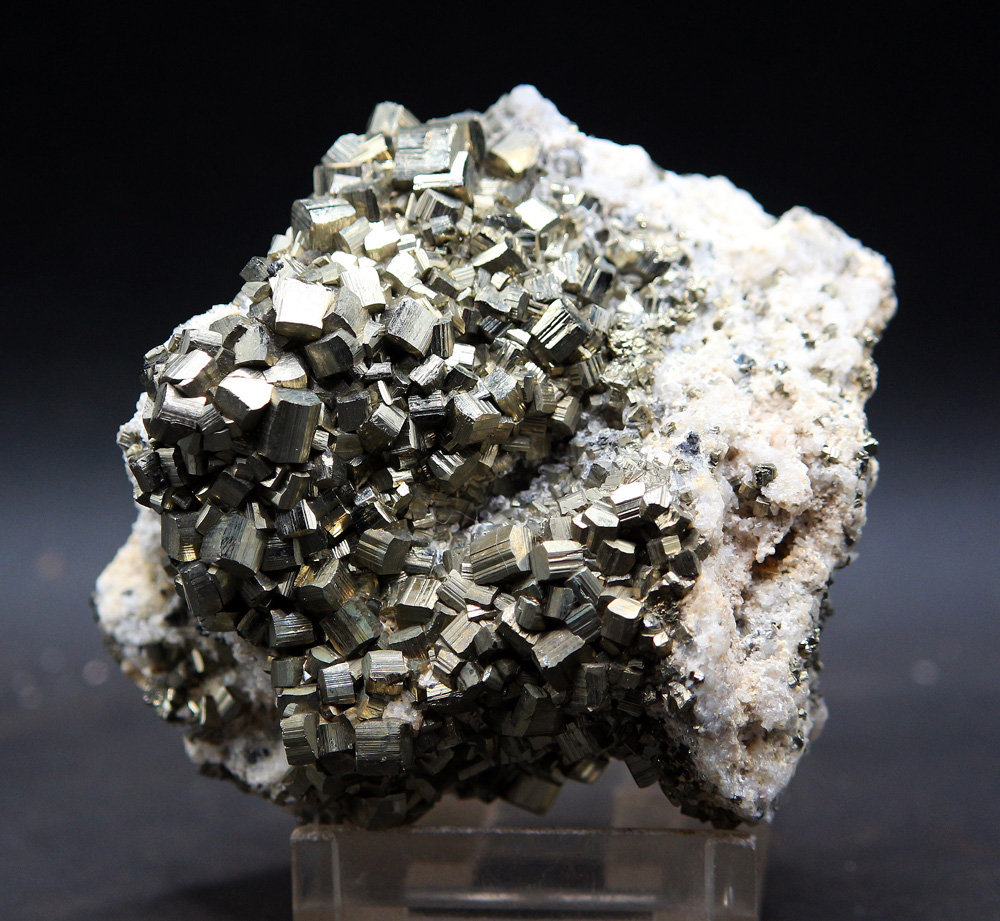 Pirita
8 x 7 cm
(Autor: Pedro Antonio)