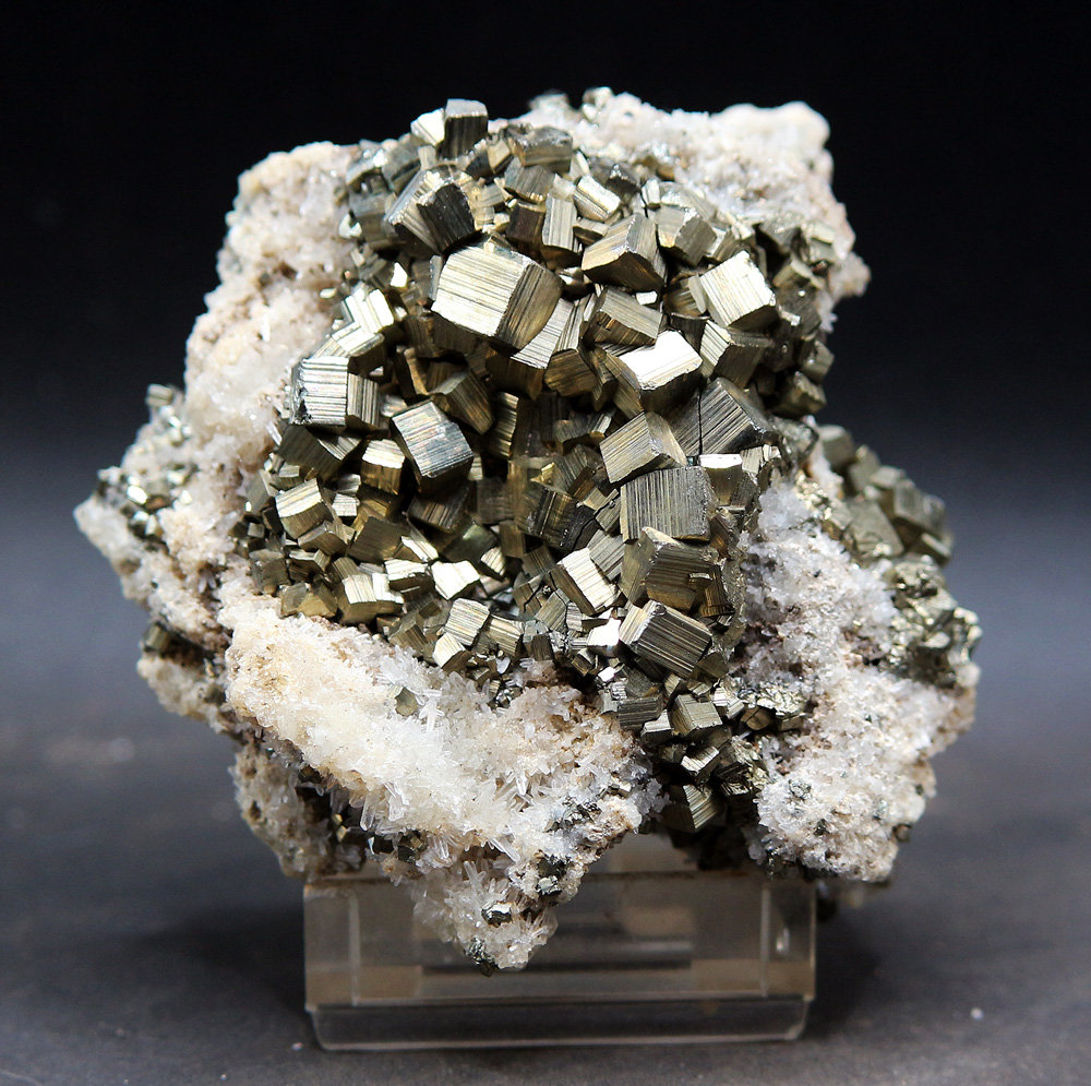 Pirita
7.5 x 6.5 cm
(Autor: Pedro Antonio)