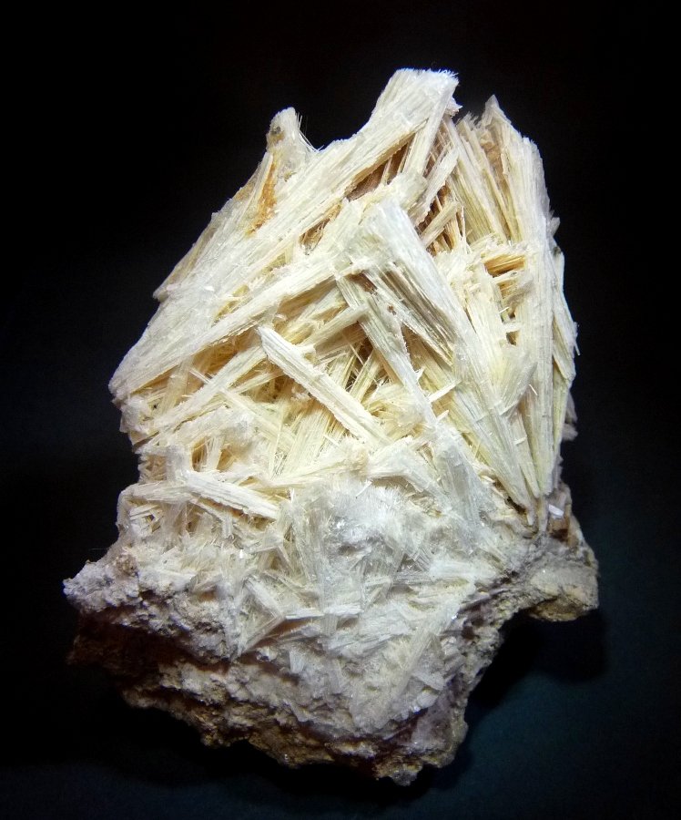 Elpidita.
70x50 mm.
(Autor: Jesus Franquesa Baucells)