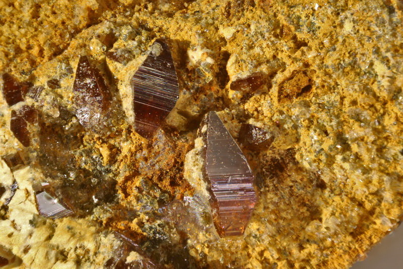Anatasa
Todo el conjunto 4 mm
(Autor: Jorgina-Agusti-Màrius)