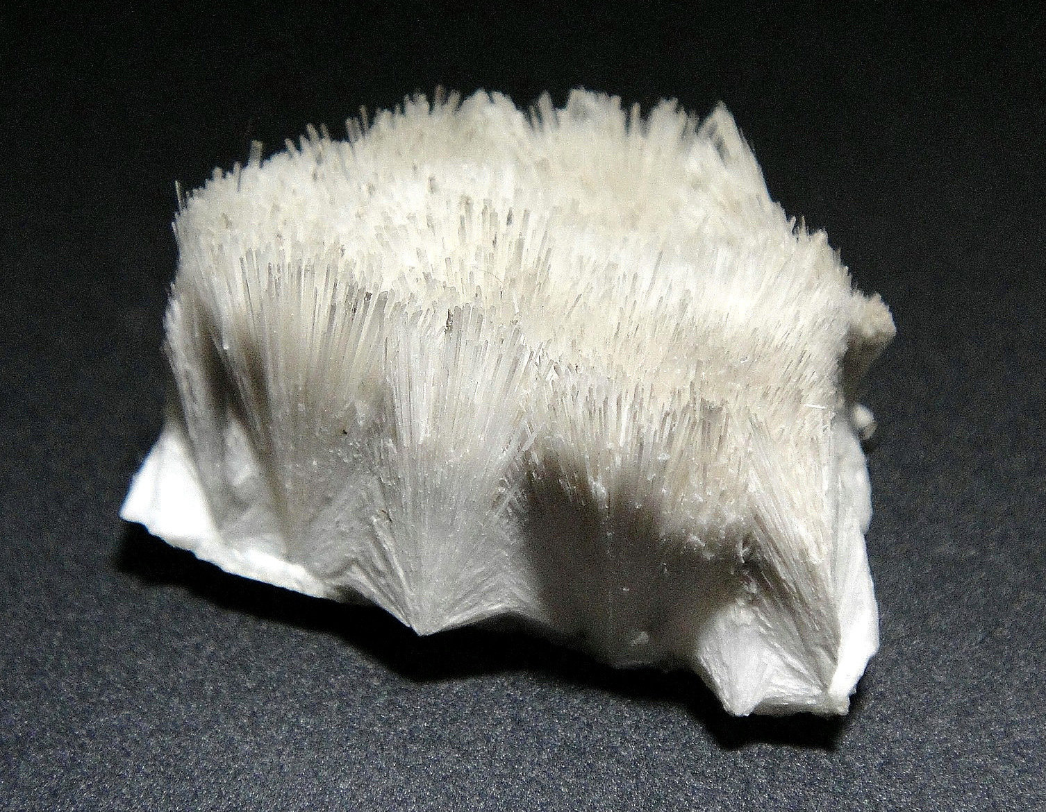 Artinita
3 x 2 cm.
(Autor: Antonio P. López)