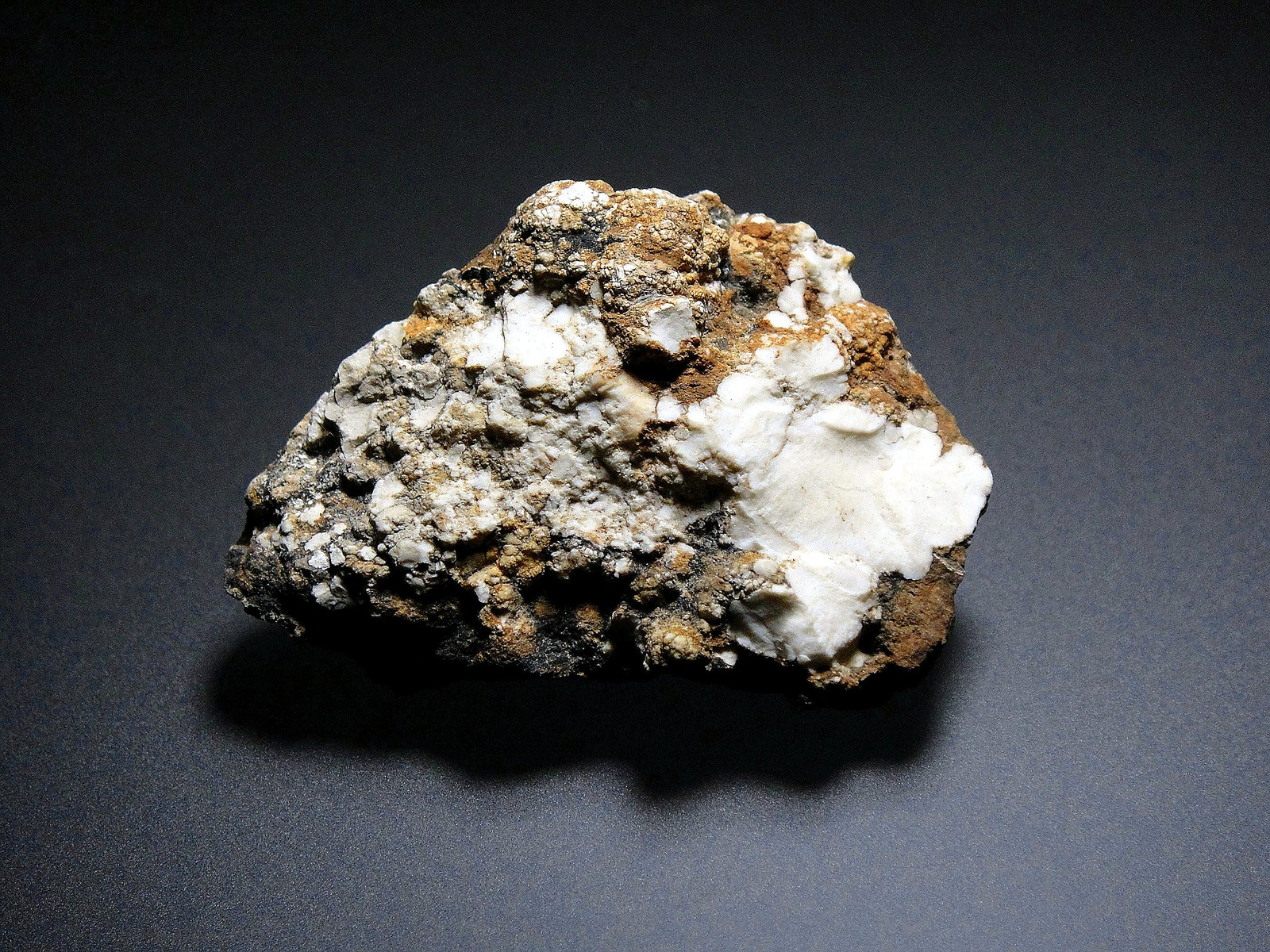 Huntita
6 x 4 cm.
(Autor: Antonio P. López)