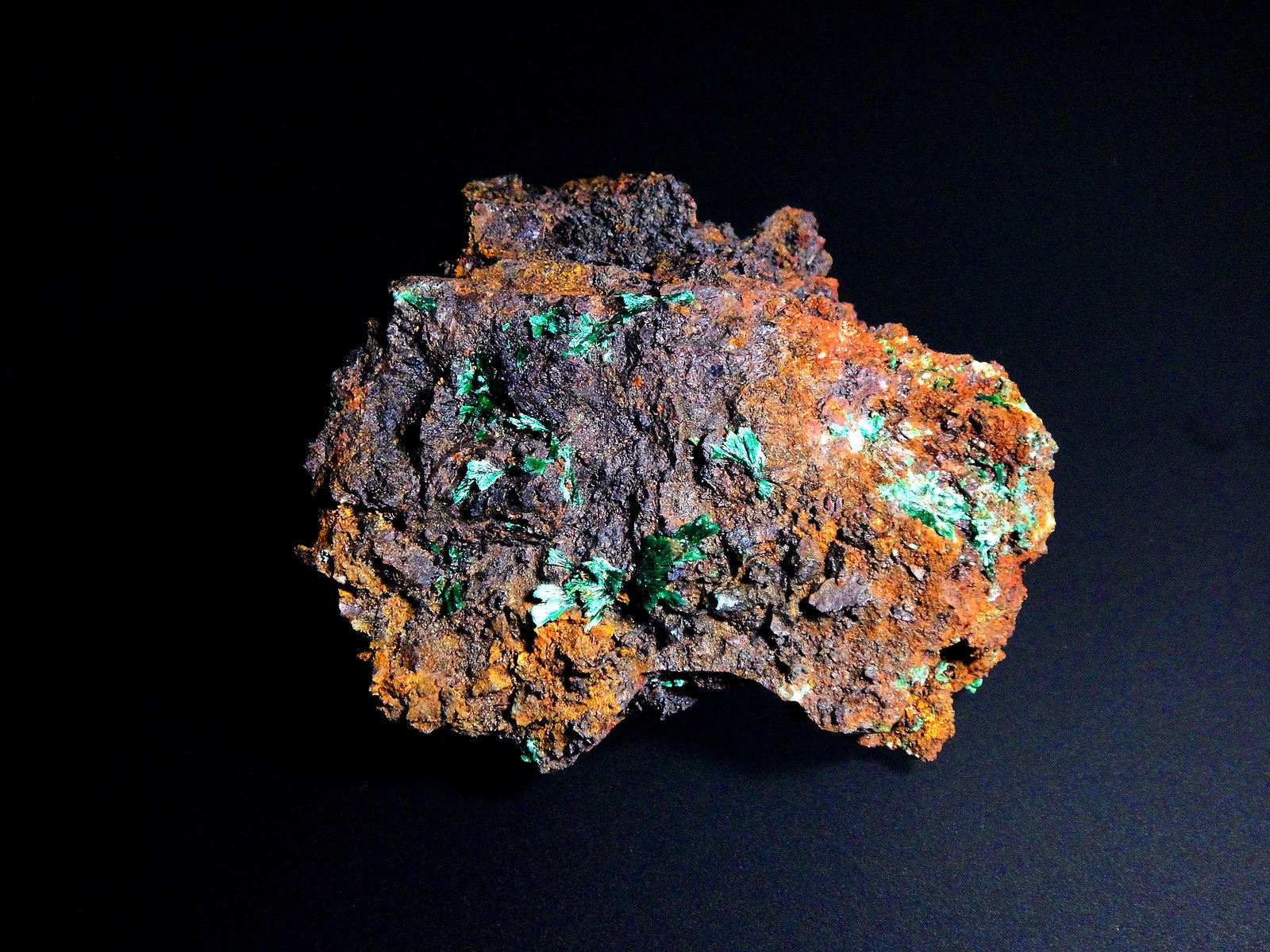 Malaquita
6 x 5 cm.
(Autor: Antonio P. López)