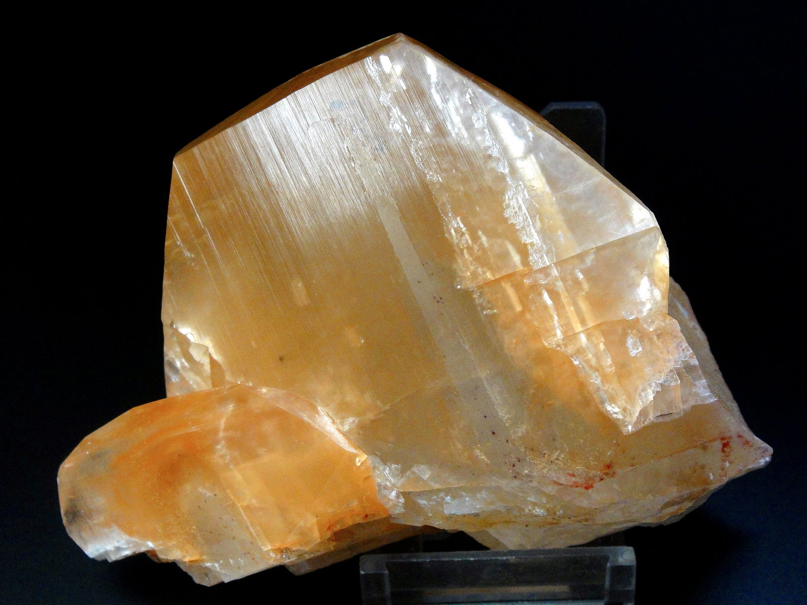 Calcita
10 x 8 cm.
(Autor: Antonio P. López)