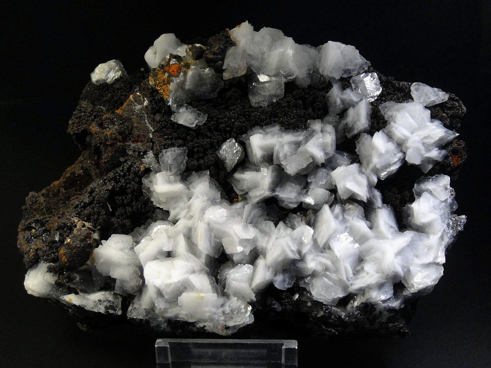 Calcita
13 x 9 cm.
(Autor: Antonio P. López)