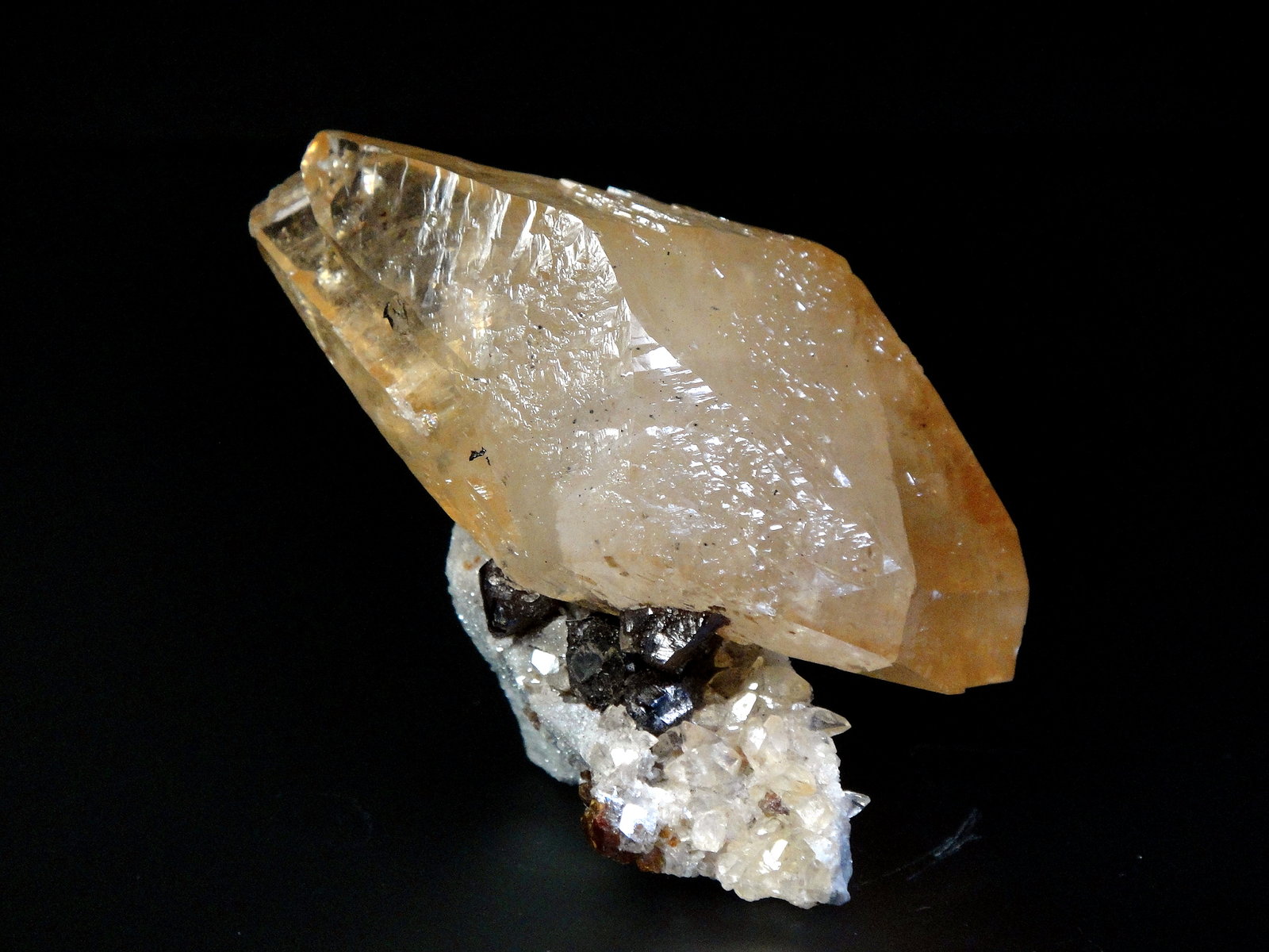 Calcita
7,5 x 4 cm.
(Autor: Antonio P. López)