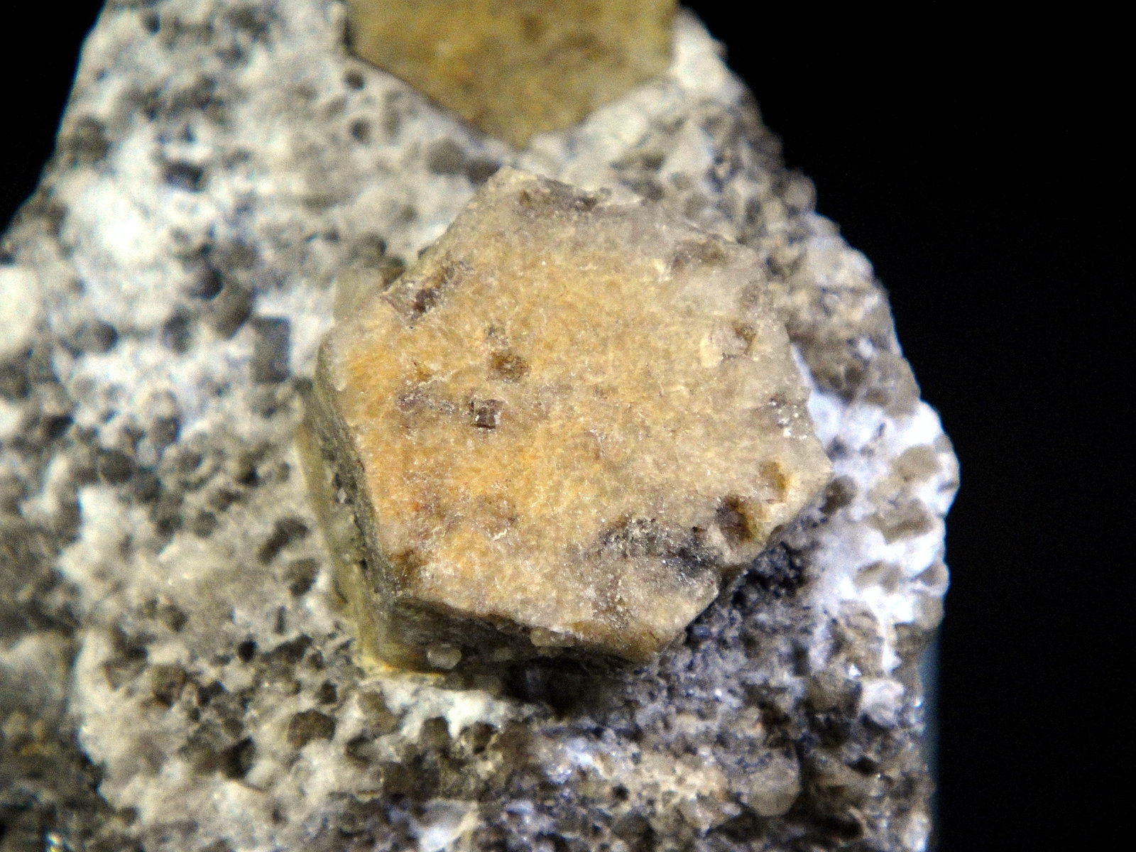 Magnesita
Cristal de 2 cm.
(Autor: Antonio P. López)