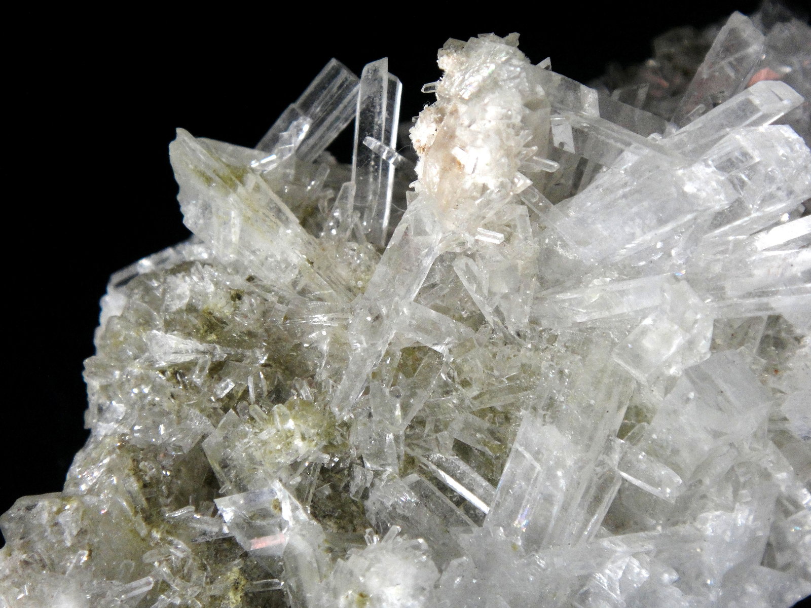 Nifontovita
Cristales de 2 cm.
(Autor: Antonio P. López)