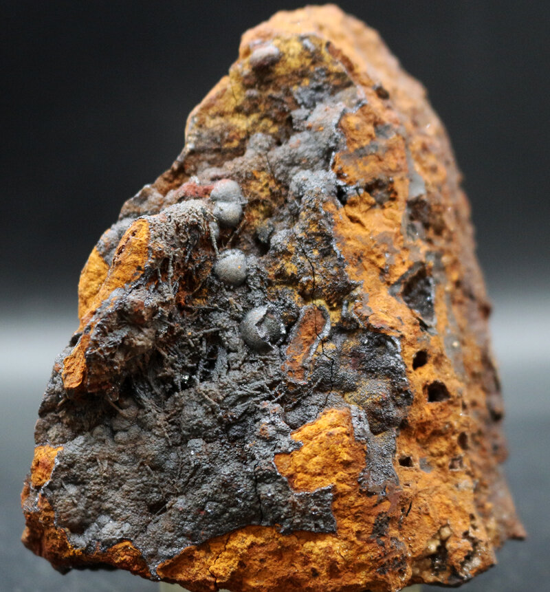 Goethita
Precaución Mine, Cabezo de San Ginés, El Estrecho de San Ginés, Cartagena, Comarca Campo de Cartagena, Region of Murcia (Murcia), Spain
8 x 6.5 cm
(Autor: Pedro Antonio)