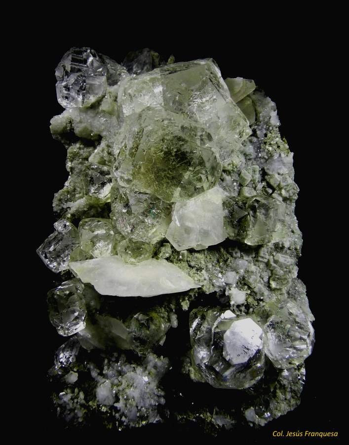 Fluorita y Calcita.
80x60 mm.
(Autor: Jesus Franquesa Baucells)