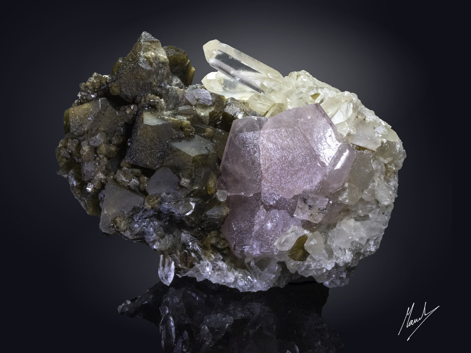 Fluorapatito con siderita y cuarzo
85 x 60 mm
(Autor: Manuel Mesa)