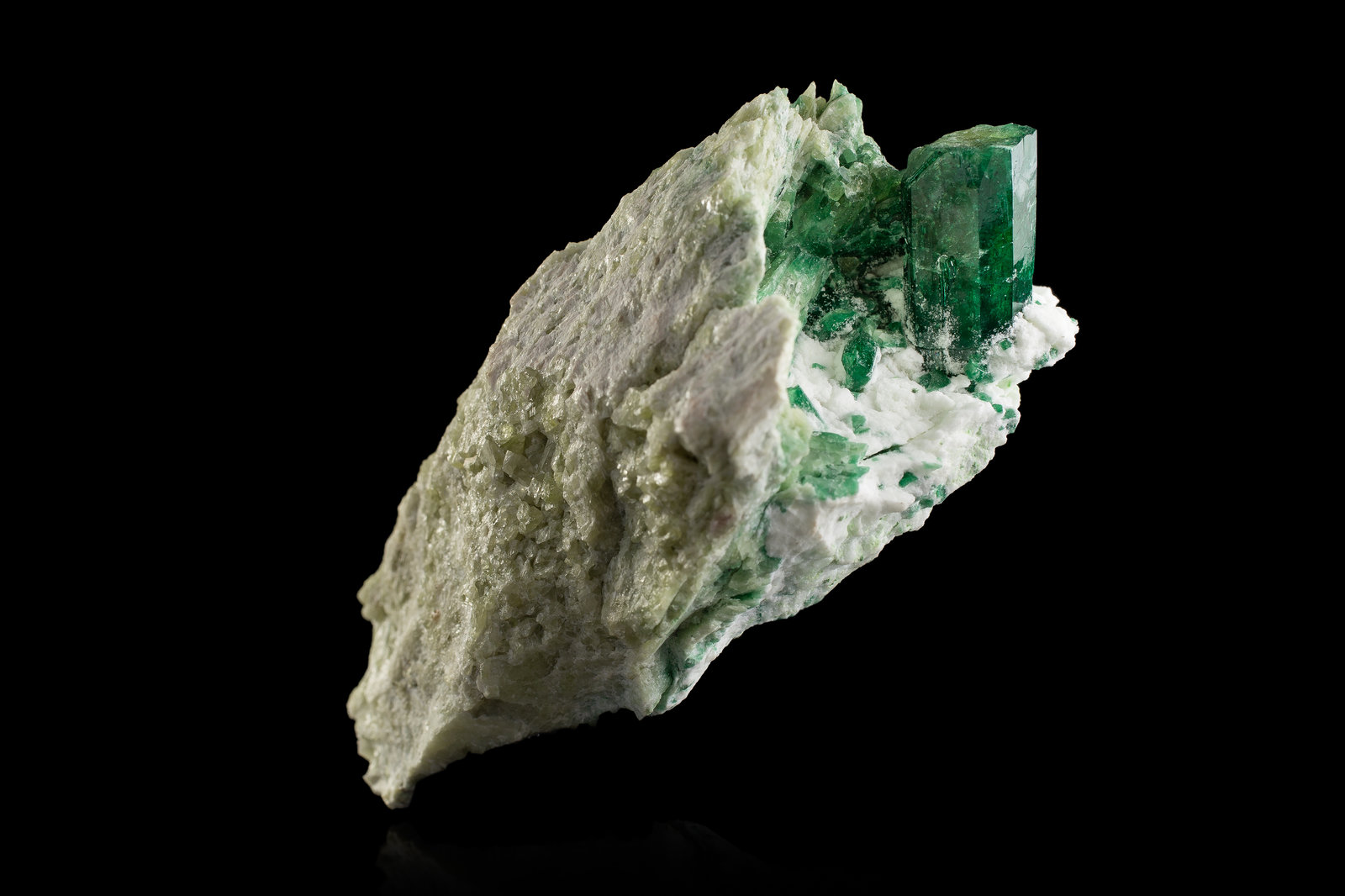 Vesuvianita
6 x 11 x 5,5 cm
(Autor: Museo MIM)