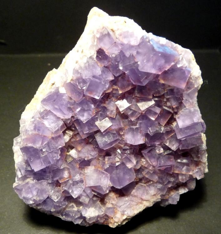 Fluorita
85 x 75 mm.
(Autor: Jesus Franquesa Baucells)