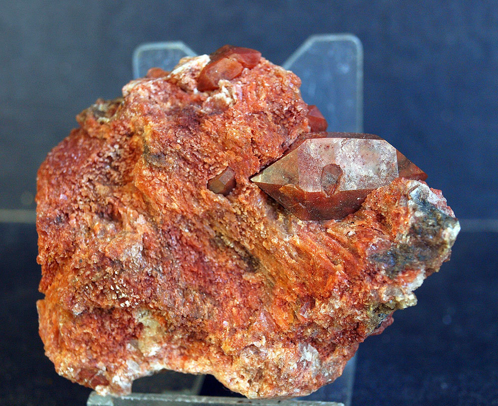 Cuarzo (variedad hematoideo / Jacinto de Compostela)
6.5 x 5.5 cm
(Autor: Pedro Antonio)