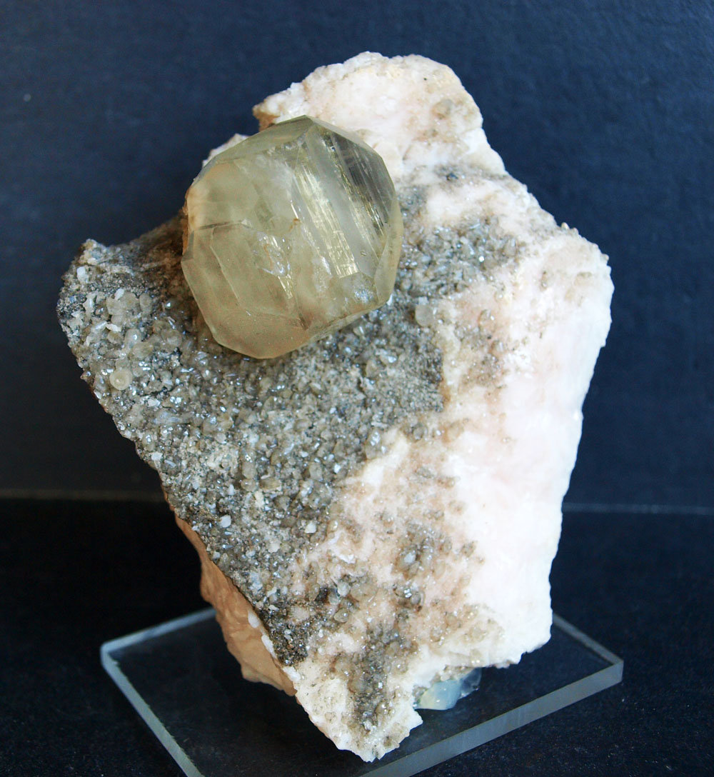 Calcita
10 x 8 cm
(Autor: Pedro Antonio)