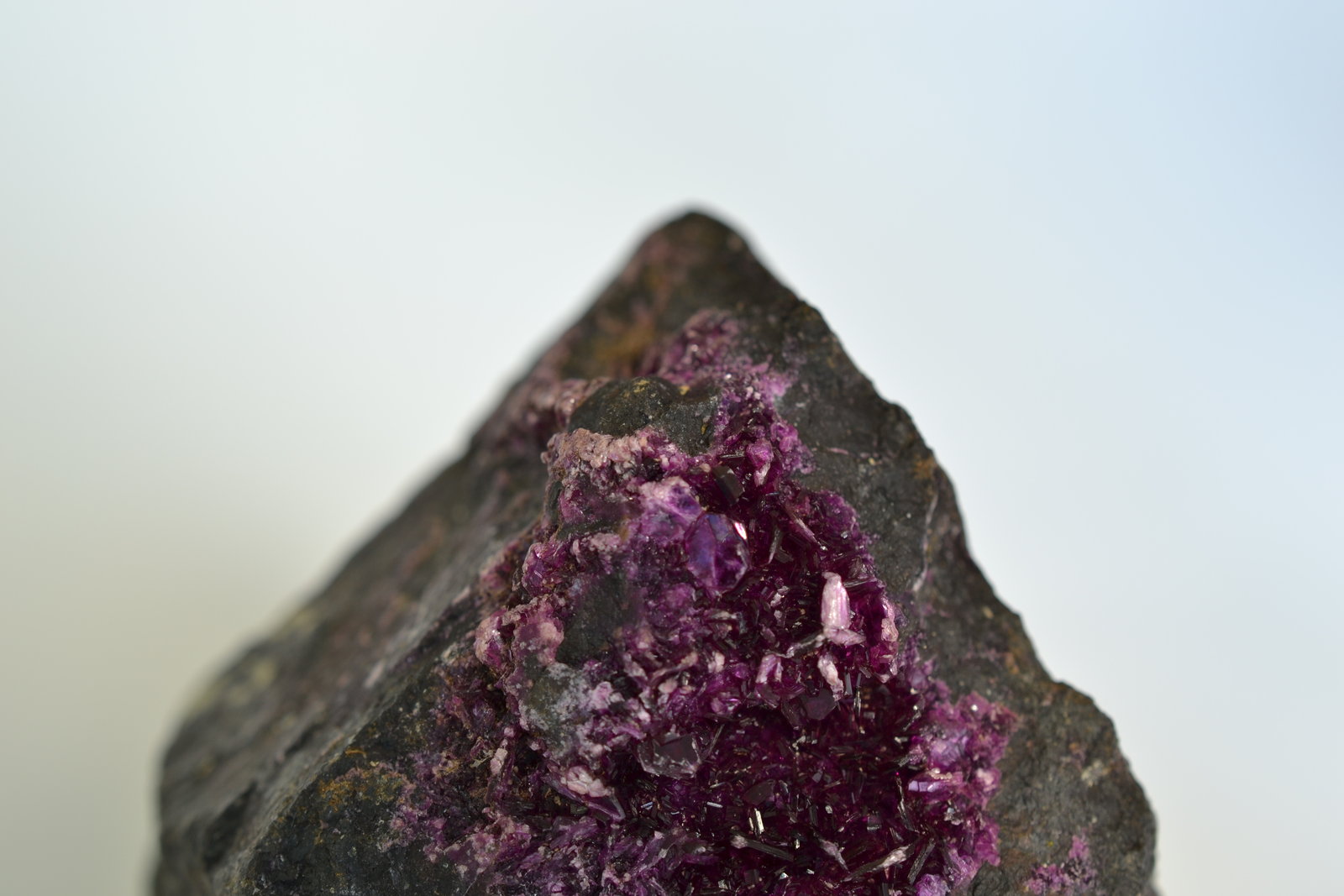 Clinocloro (variedad kämmererita)
6 x 5 x 5 cm.
(Autor: Raúl S. Llorente)