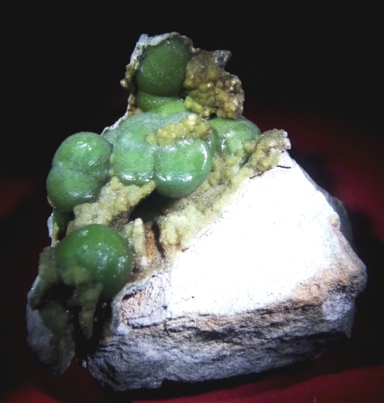 Wavellita
80x75
(Autor: Jesus Franquesa Baucells)