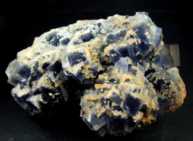 Fluorita, cuarzo
85x60 mm
(Autor: Jesus Franquesa Baucells)