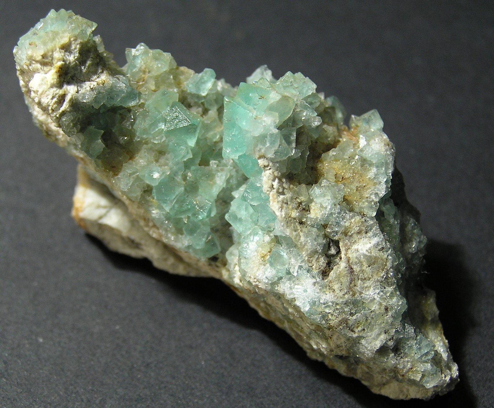 Fluorita
6 x 2,5 x 2 cm
(Autor: Frederic Varela)