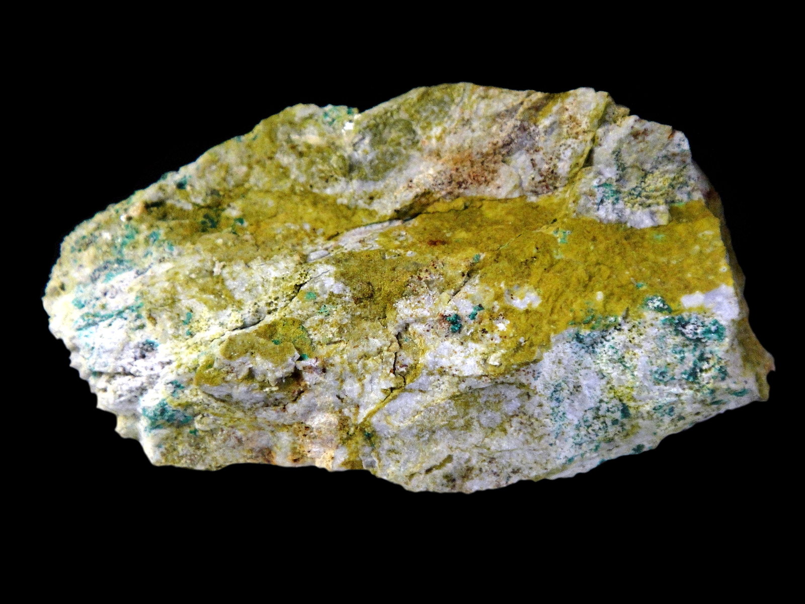 Beaverita-(Cu) [Beaverite-(Cu)]
7 x 3 cm.
(Autor: Antonio P. López)