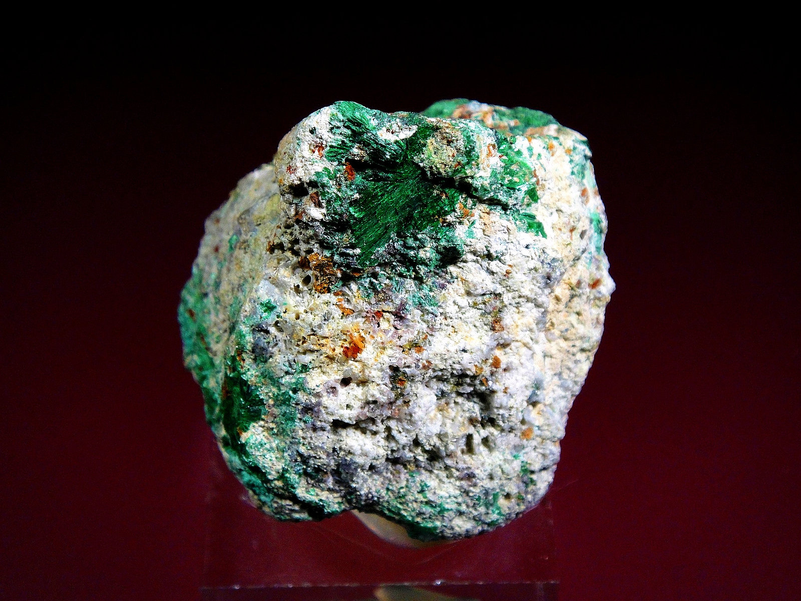 Szenicsita
6 x 5 cm.
(Autor: Antonio P. López)