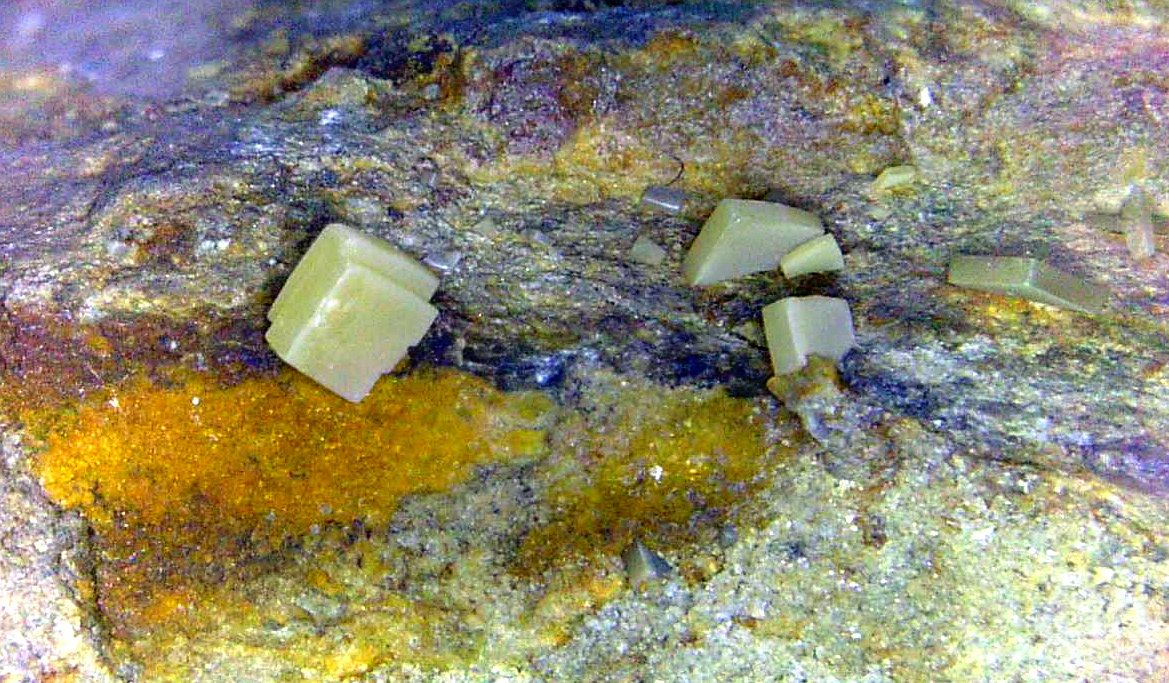 Wulfenita
Campo de visión 16 mm.
(Autor: Antonio P. López)