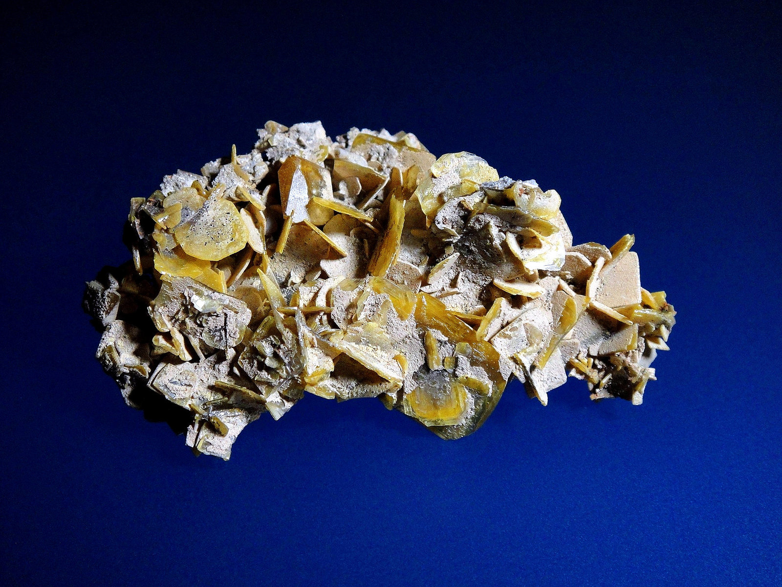 Wulfenita
4 x 3 cm.
(Autor: Antonio P. López)