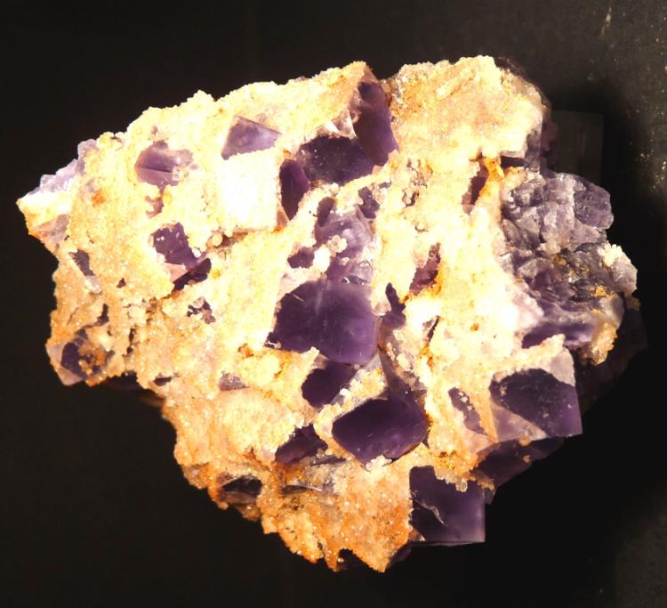 Fluorita recubierta de cuarzo
65 x 50 mm.
(Autor: Jesus Franquesa Baucells)