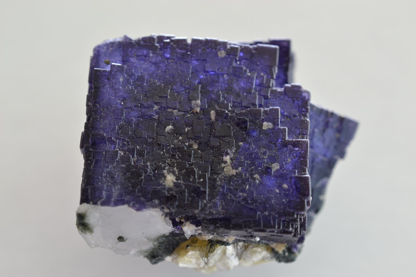 Fluorita
3,5 x 3 x 2,5 cm
(Autor: Raúl S. Llorente)