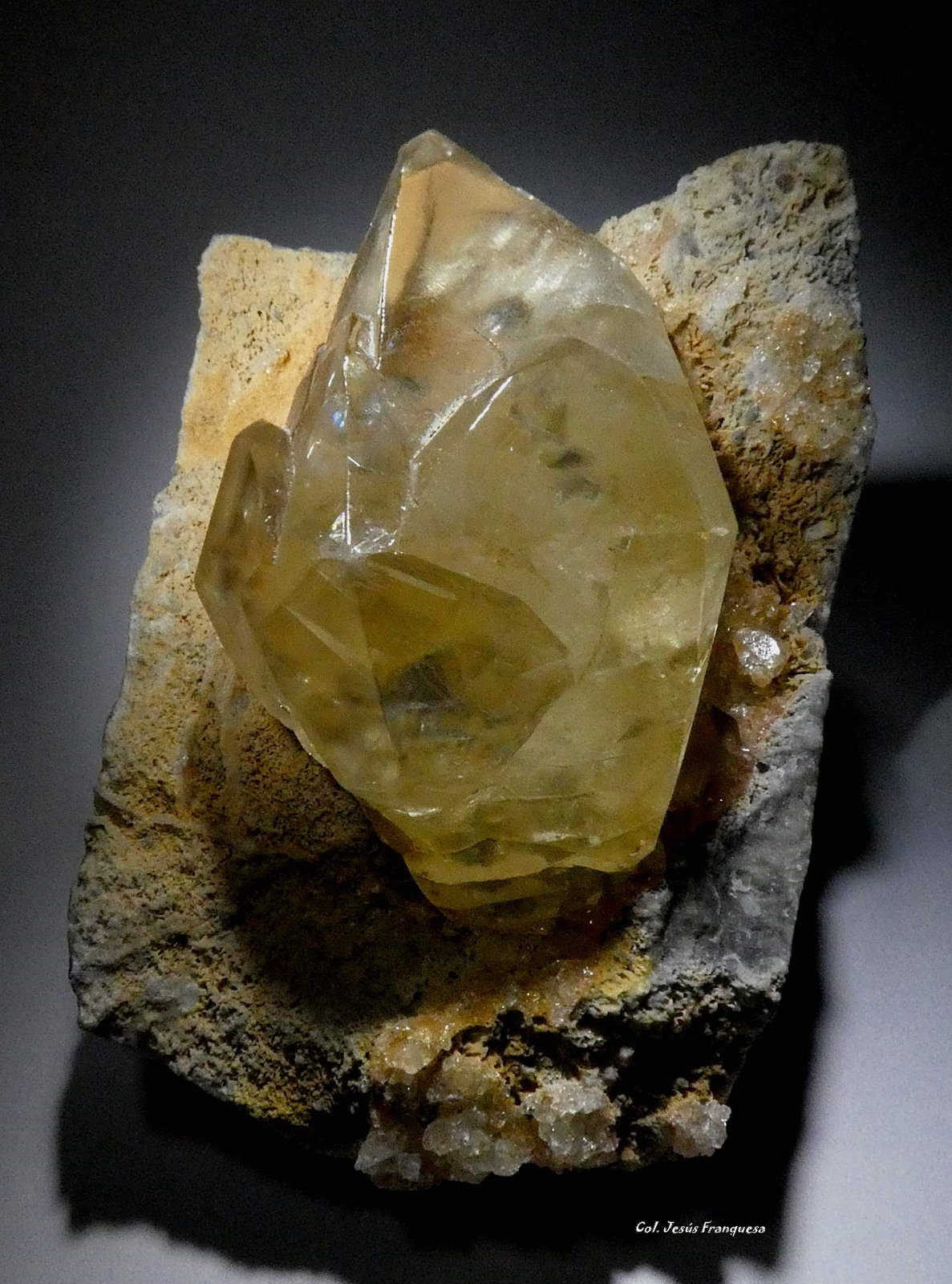 Calcita.
80x65 mm.
(Autor: Jesus Franquesa Baucells)