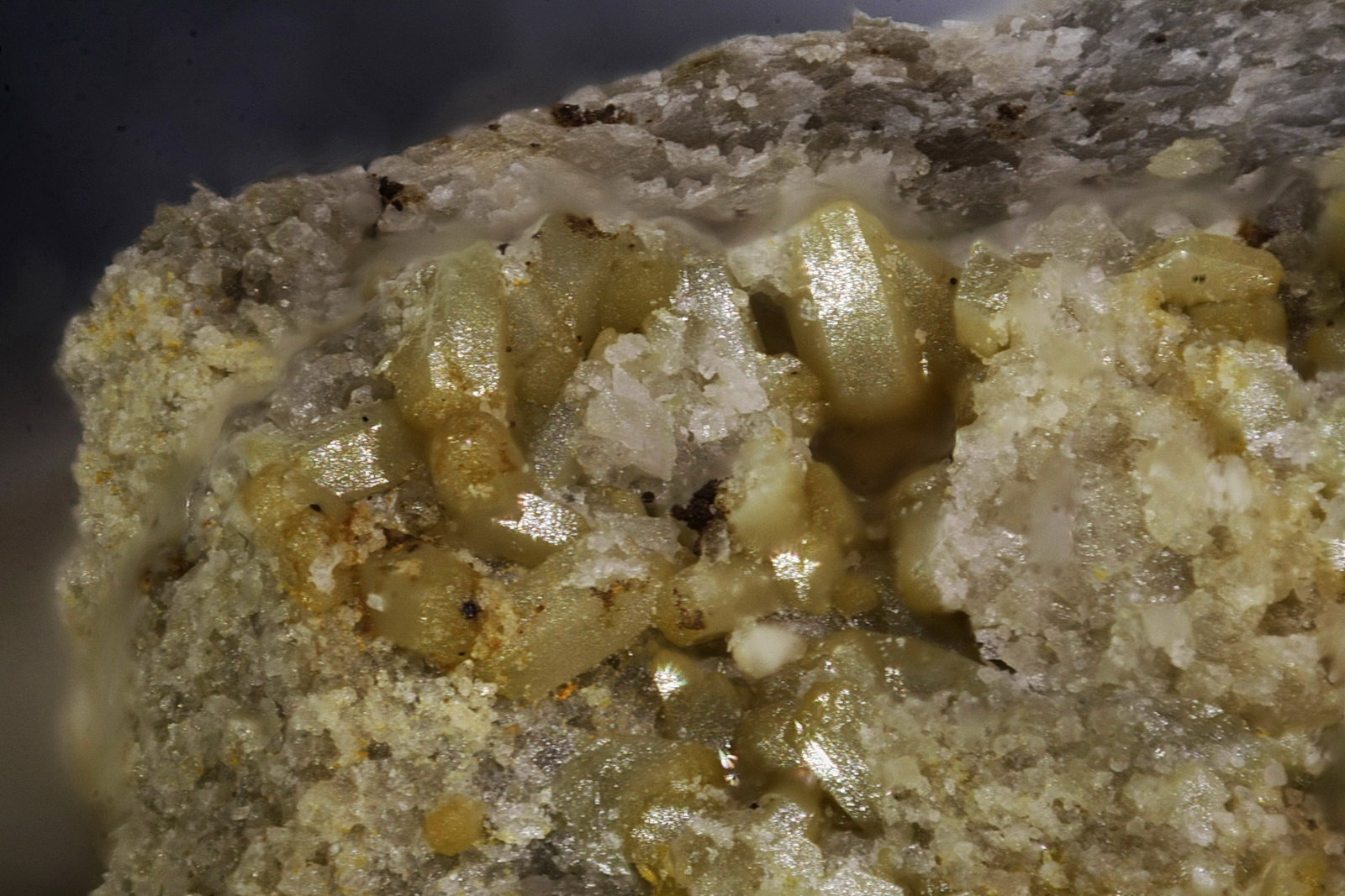 Vanadinita
Cristal mayor 1 mm
(Autor: Jorgina-Agusti-Màrius)