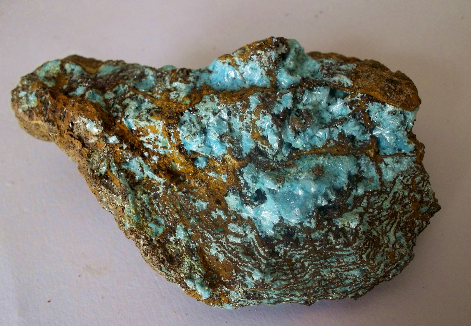 Auricalcita
6 x 4 cm
(Autor: Cristalino)