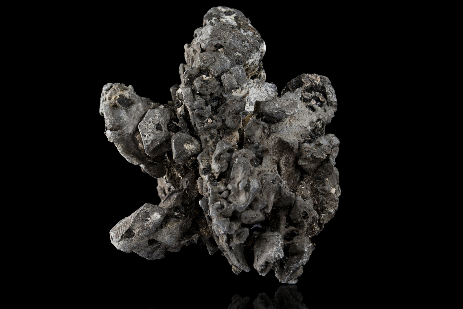Plomo
8 x 6,5 x 9 cm
(Autor: Museo MIM)
