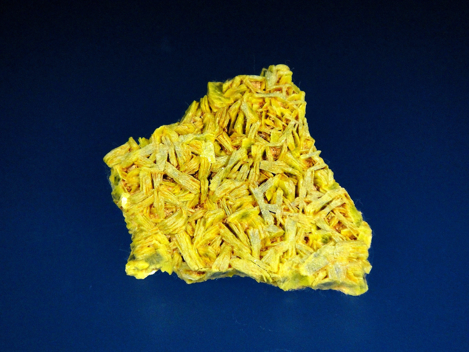 Autunita
3 x 3 cm.
(Autor: Antonio P. López)
