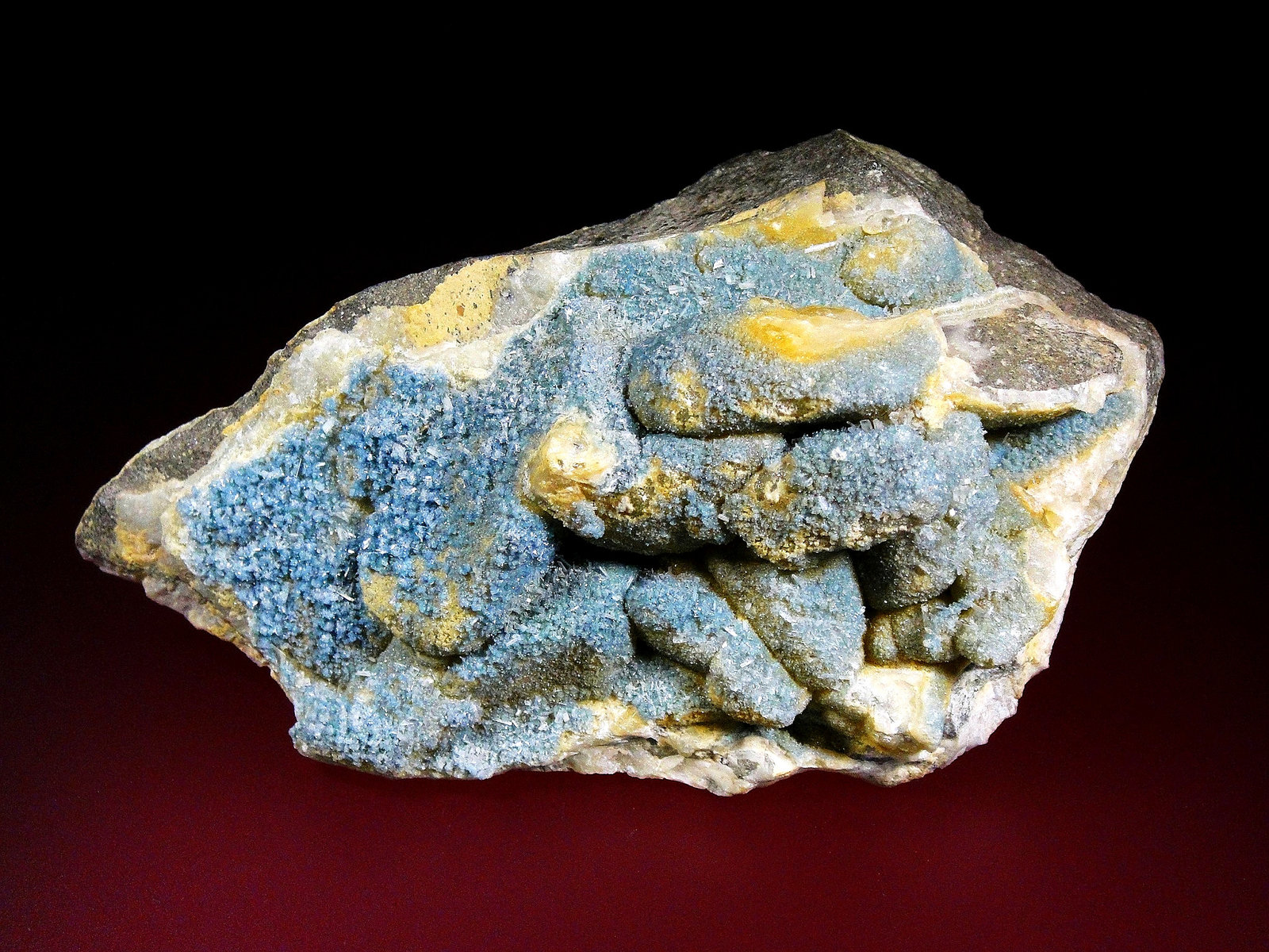 Vauxita y Paravauxita
13 x 8 cm.
(Autor: Antonio P. López)