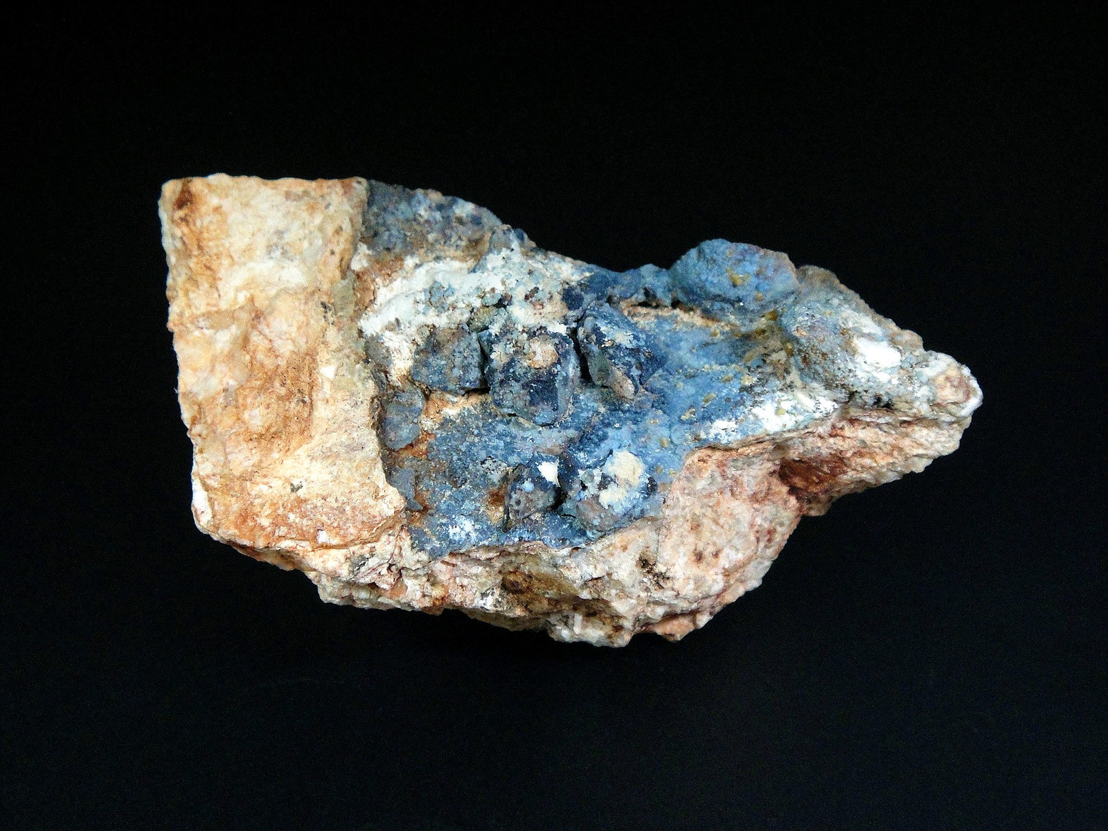 Plumbogummita
6 x 4 cm.
(Autor: Antonio P. López)