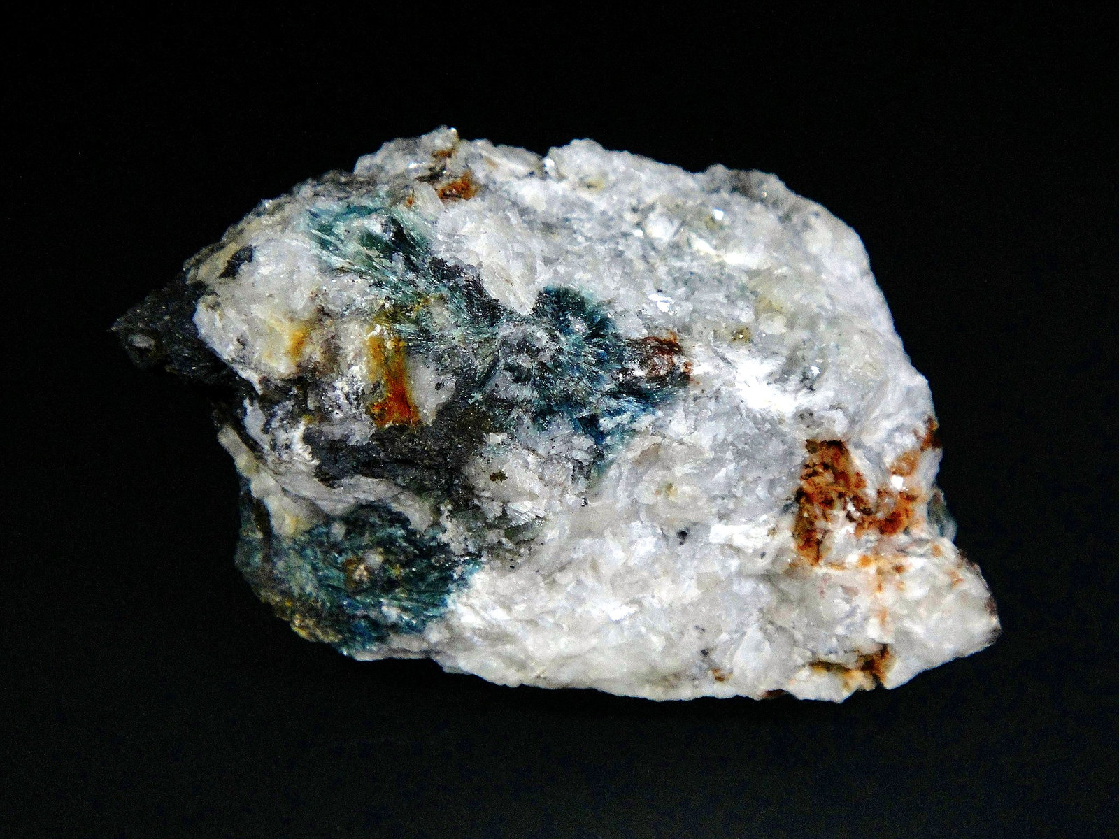 Kovdorskita
5 x 4 cm.
(Autor: Antonio P. López)